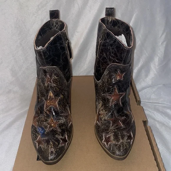 NWT SHERIDAN MIA STARR Crinkle Finish Bootie - Picture 3 of 11